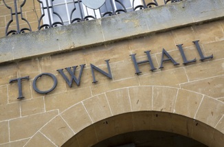 Town Hall Sign Istock 819676946 Kevinalexandergeorge
